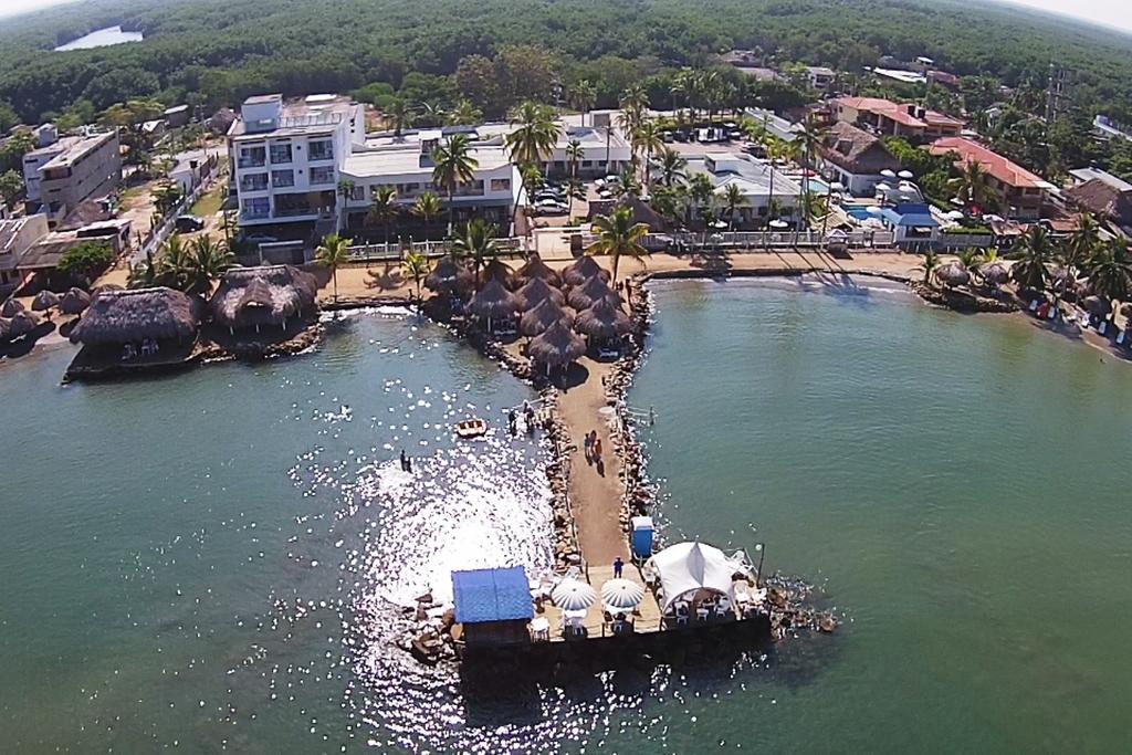 Hotel La Fragata Covenas Bagian luar foto